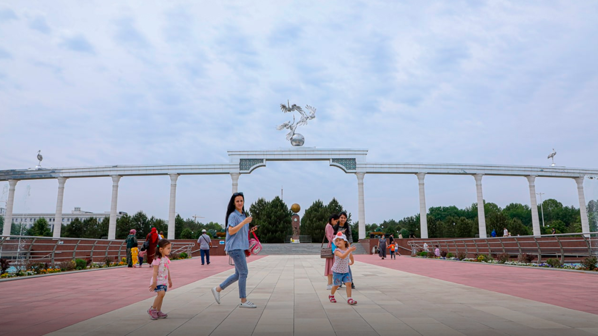 Минск смотровая площадка. Ўзбекистон об ҳаво. Об-ҳаво ўзбекистонда 10. Ўзбекистон об ҳаво. Xiva tuya vektor.